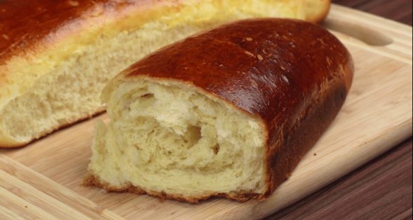 Leia mais sobre o artigo Receita de pão caseiro